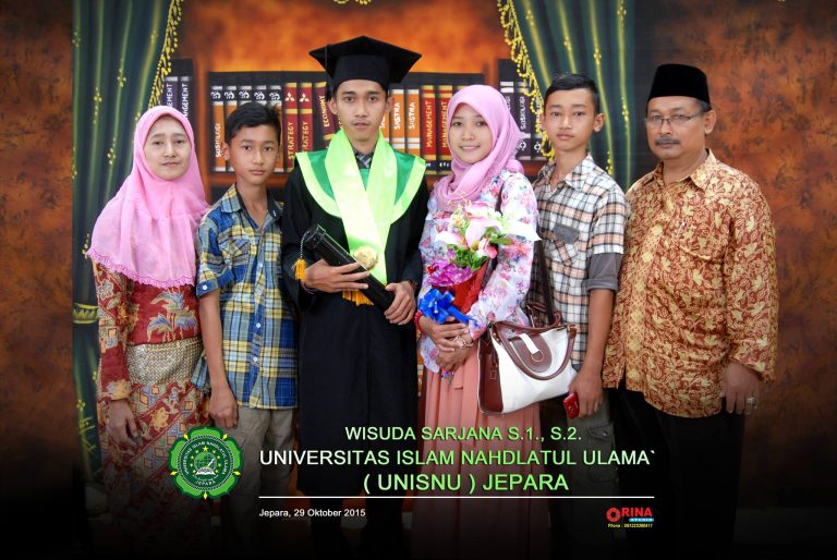 wisuda sarjana s1 muhammad rifqi zam zami
